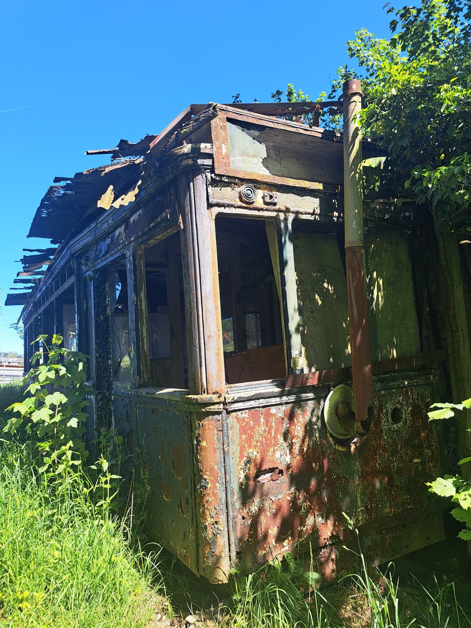 Decay Trams - Image 4